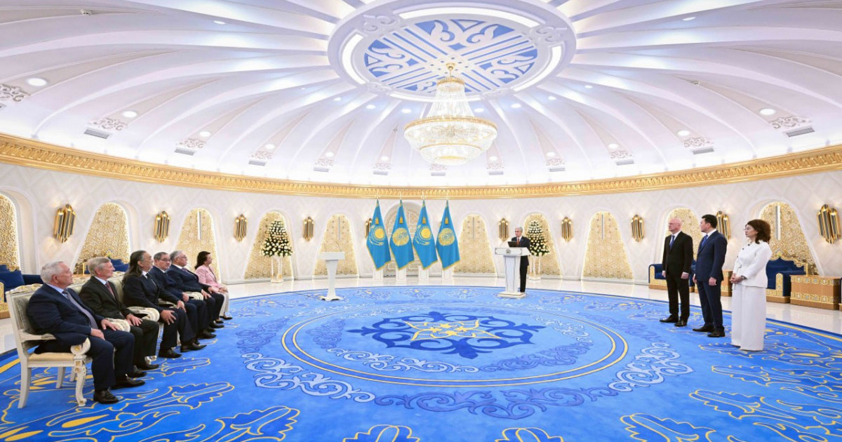  Мемлекет басшысы елге еңбегі сіңген азаматтарды марапаттады 