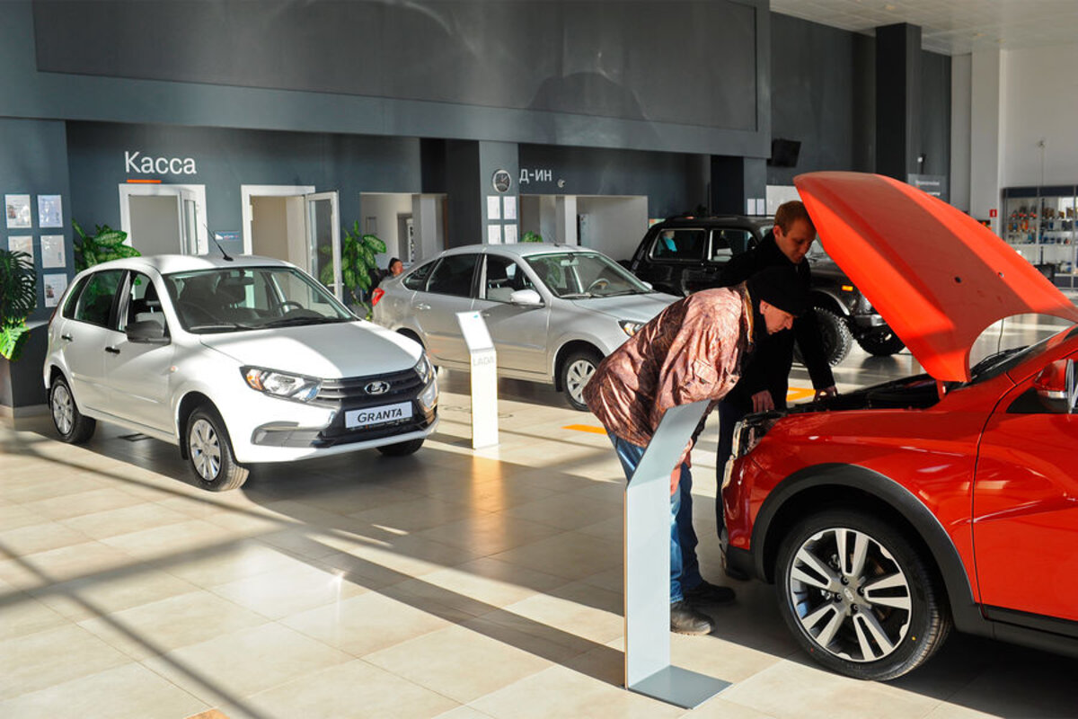 Автосарапшы: Көлік импортын шектеу қазақстандықтарды дилерден алуға мәжбүрлеуі мүмкін