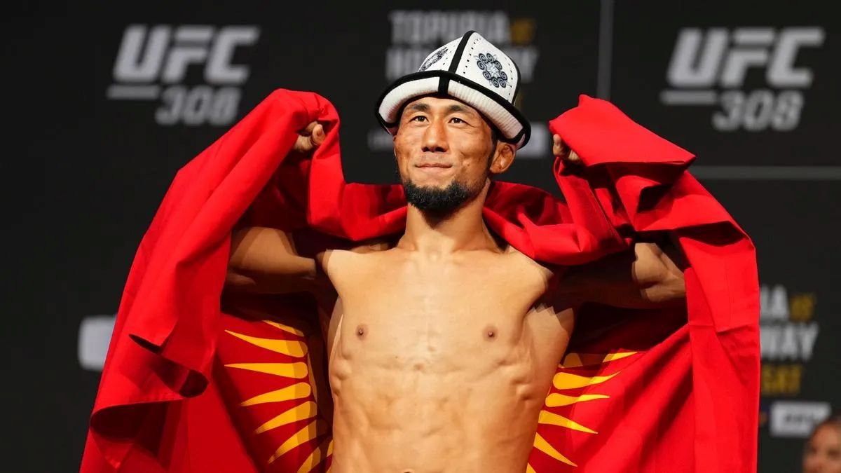 Бойцу из Кыргызстана предсказали чемпионский бой в UFC