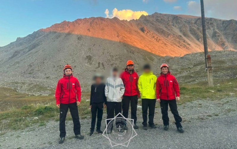Экстренная помощь понадобилась подростку в горах Алматинской области