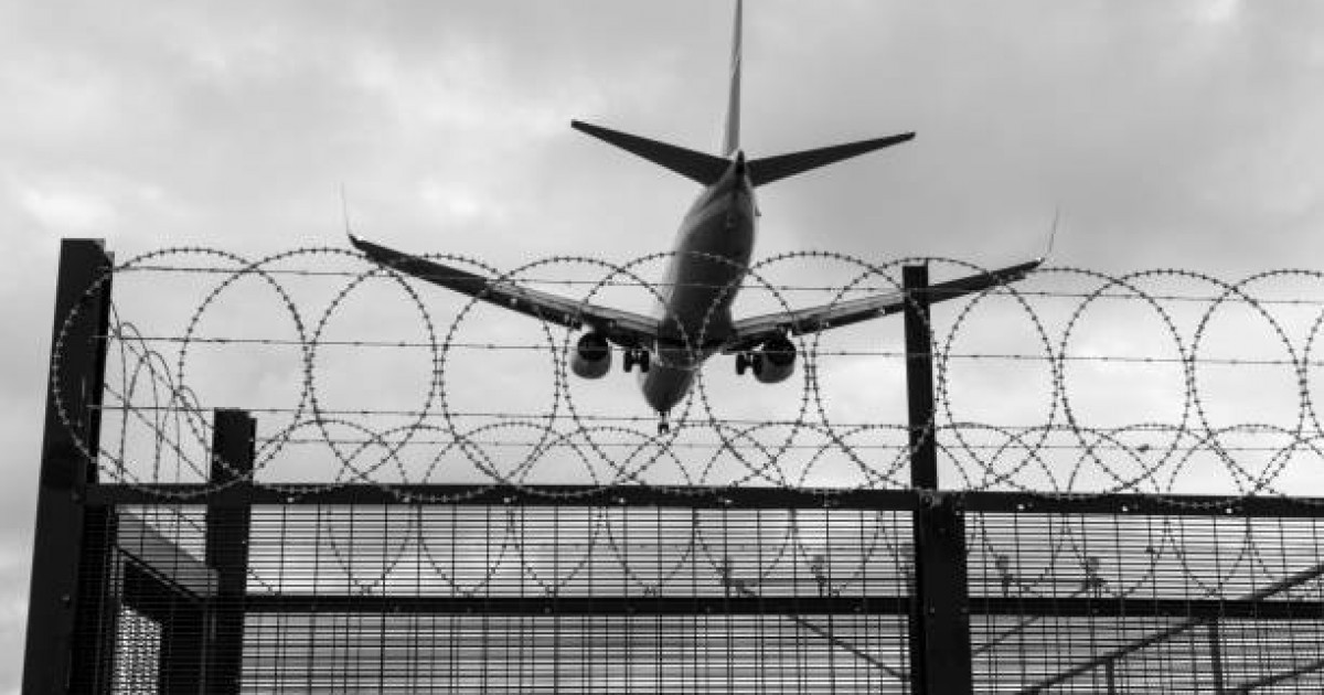   Әдепсіз пікір жазған шетелдік Қазақстаннан шығарылды   
