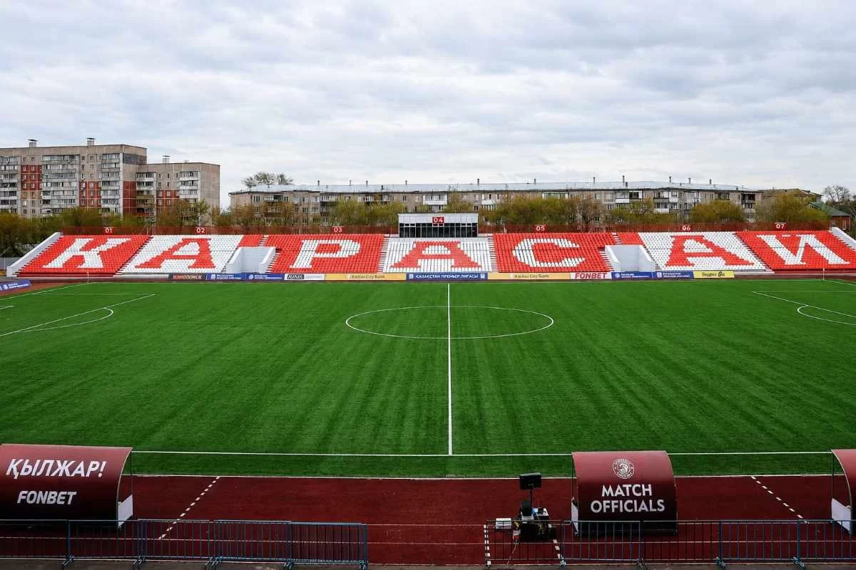 Петропавлдағы матчта балалар тікелей эфирді "басып алды" (ВИДЕО)