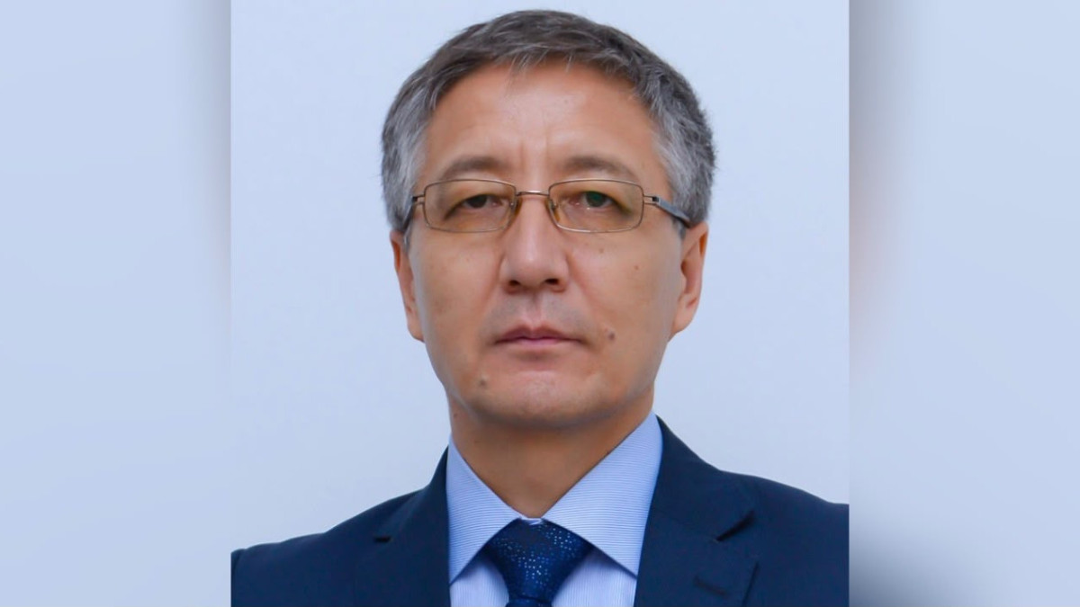 Жаңа Конституция: Саяси жүйеде қандай өзгерістер болып жатыр?