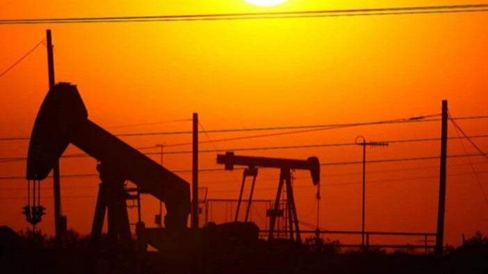 Нефть Brent немного подешевела после рекордного роста