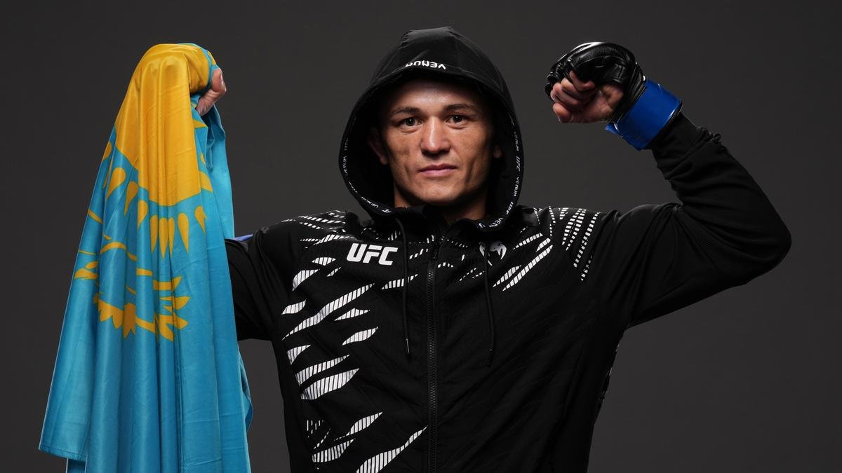 Казахстанского бойца ММА исключили из UFC