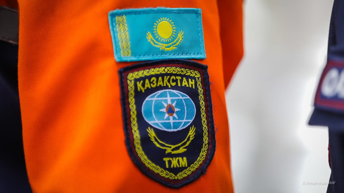 Жетісуда Қора өзенінен өте алмай қалған екі ер адам эвакуацияланды
