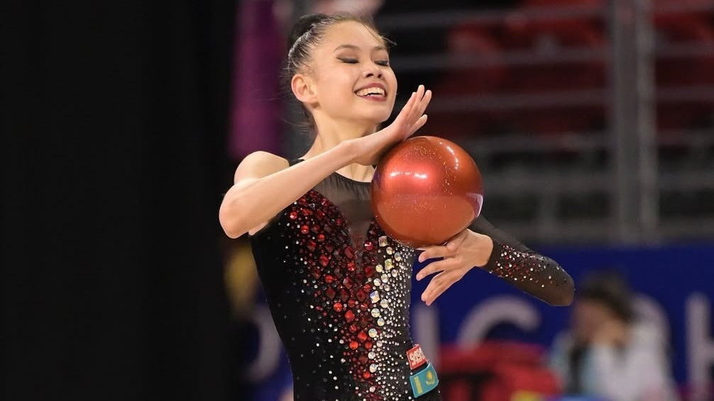 18-летняя Акмарал Ерекешева вышла сразу в три финала чемпионата мира
