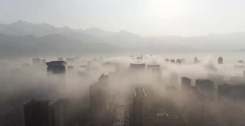 Три города Казахстана накроет опасный воздух