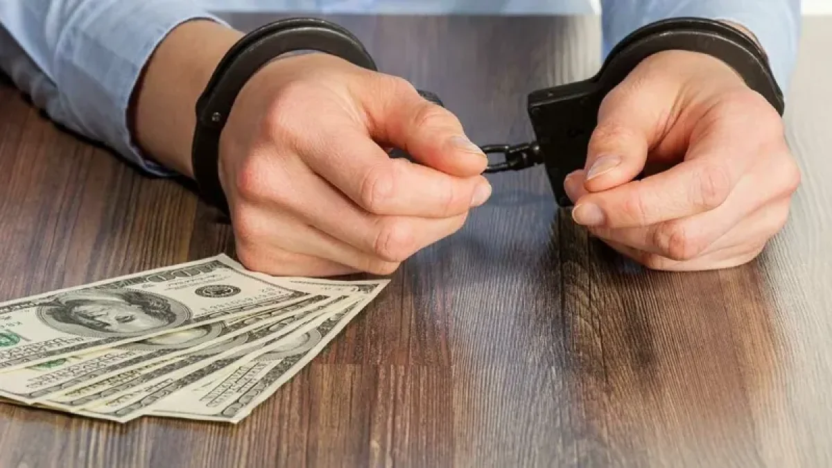 Ақтауда студенттерге оқу үлгерімін жақсартуға уәде берген алаяқ 3 жыл 9 айға сотталды