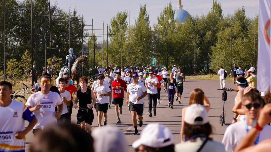2,5 тысяч астанчан пробежали дистанцию 6,2 километра