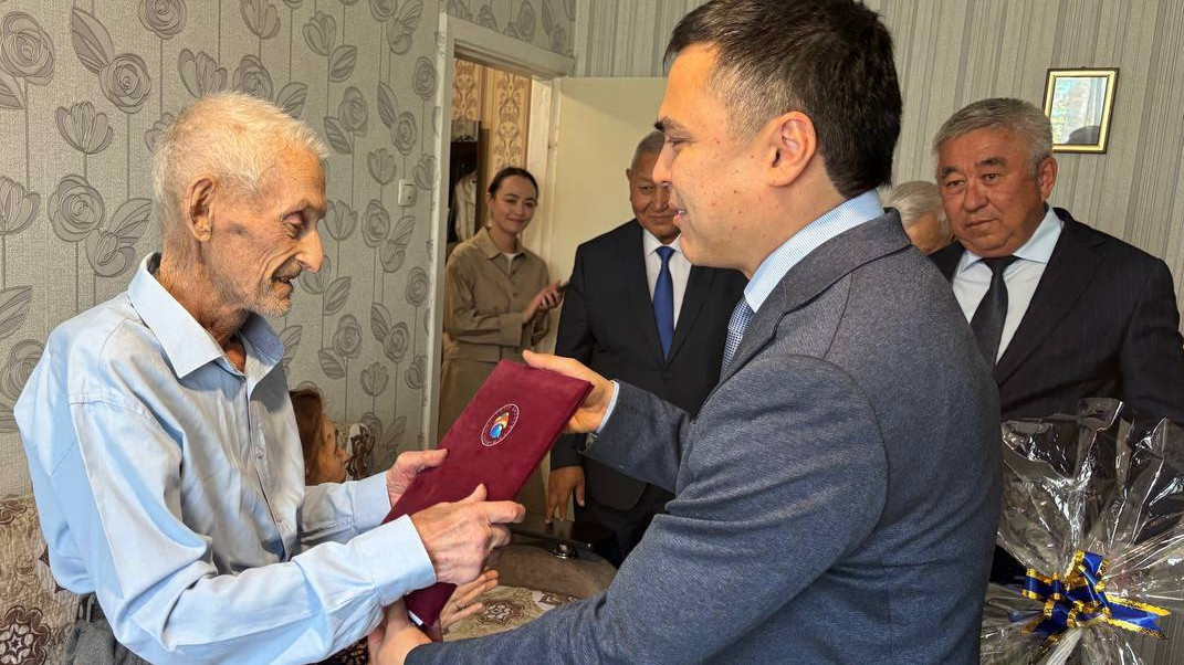 Первоцелинник Аслан Нехай отметил 90-летний юбилей в Северо-Казахстанской области