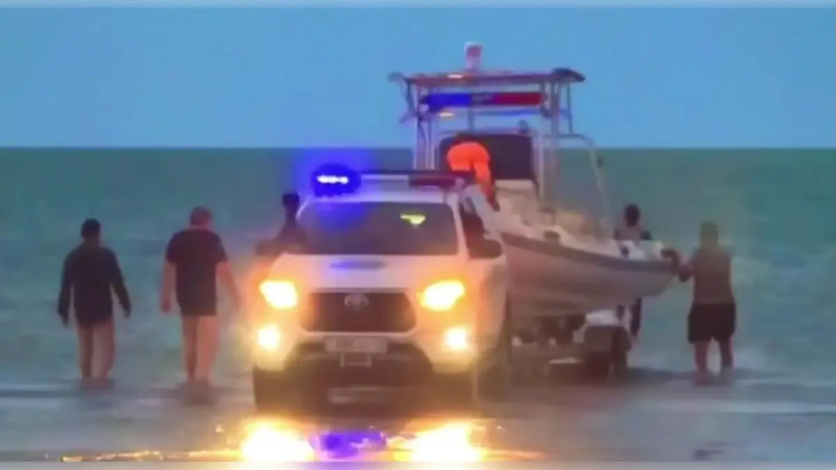 Троих пропавших в Каспийском море жителей Жанаозена нашли живыми