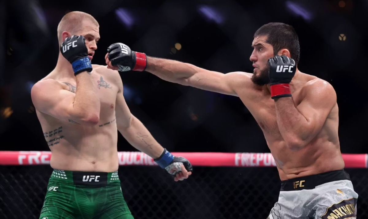 Ислам Махачев Хабибтің көрсеткішін қайталап, UFC рекордын жаңартты