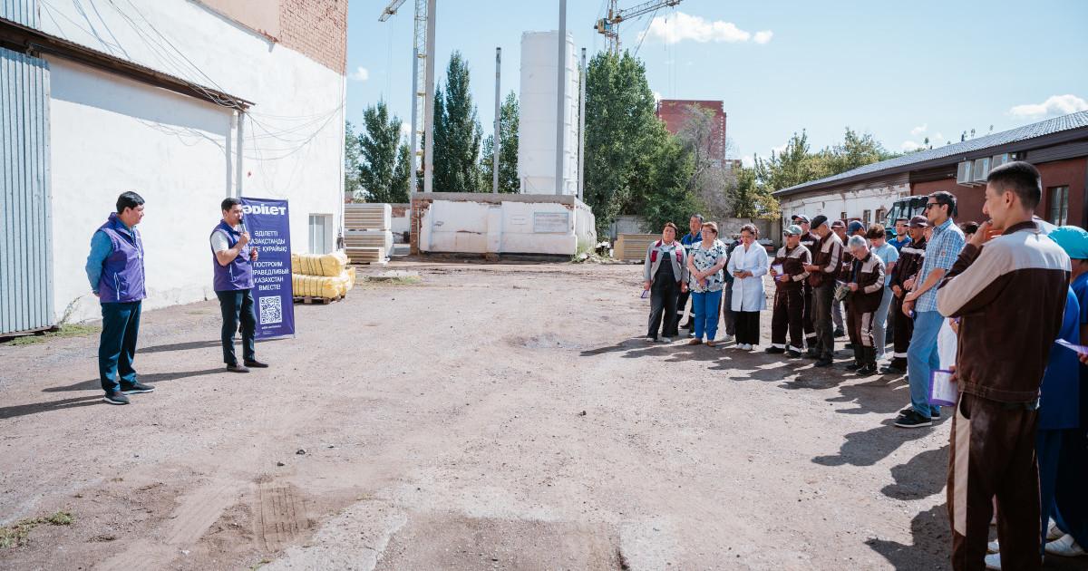  «Әділет» партиясы Орал, Тараз және Абай облысында тұрғындармен жүздесті 