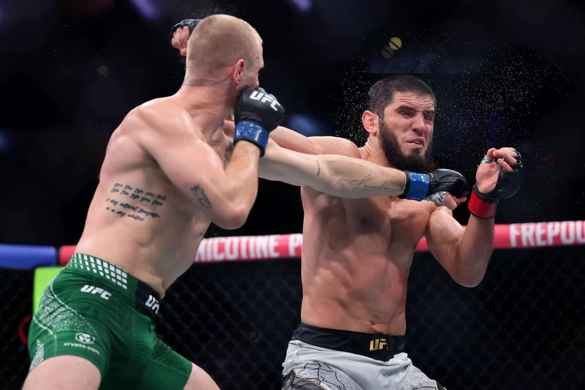Шавкат Рахмоновтың дивизионында UFC чемпионы атағы қорғалды