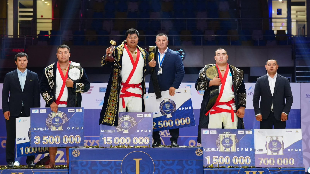 Жантілек Нұртілепұлы "Qazaqstan Barysy-2026" турнирінде жеңімпаз атанды
