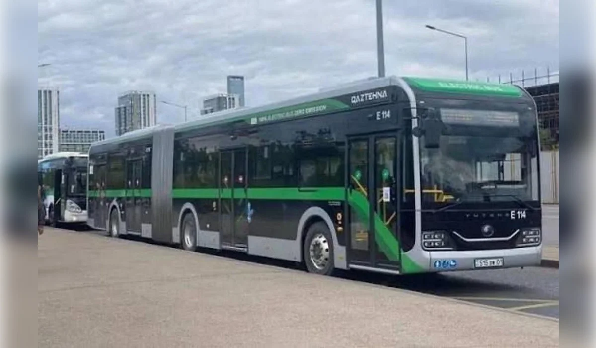 Когда астанчане и гости города смогут бесплатно ездить на автобусах и LRT