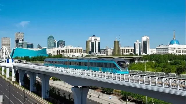 Астанада 23 тамызда автобустар мен LRT тегін болады