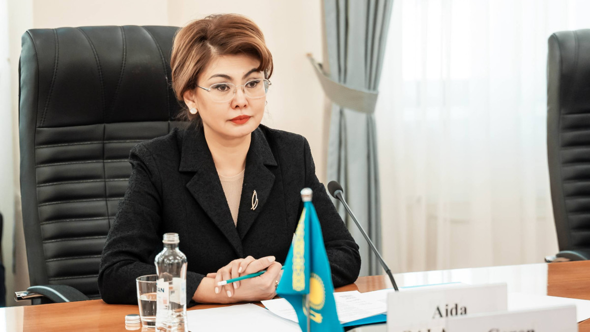 Келісімсіз қай кезде түсірілім жүргізуге болады: Аида Балаева БАҚ құқықтарын түсіндірді