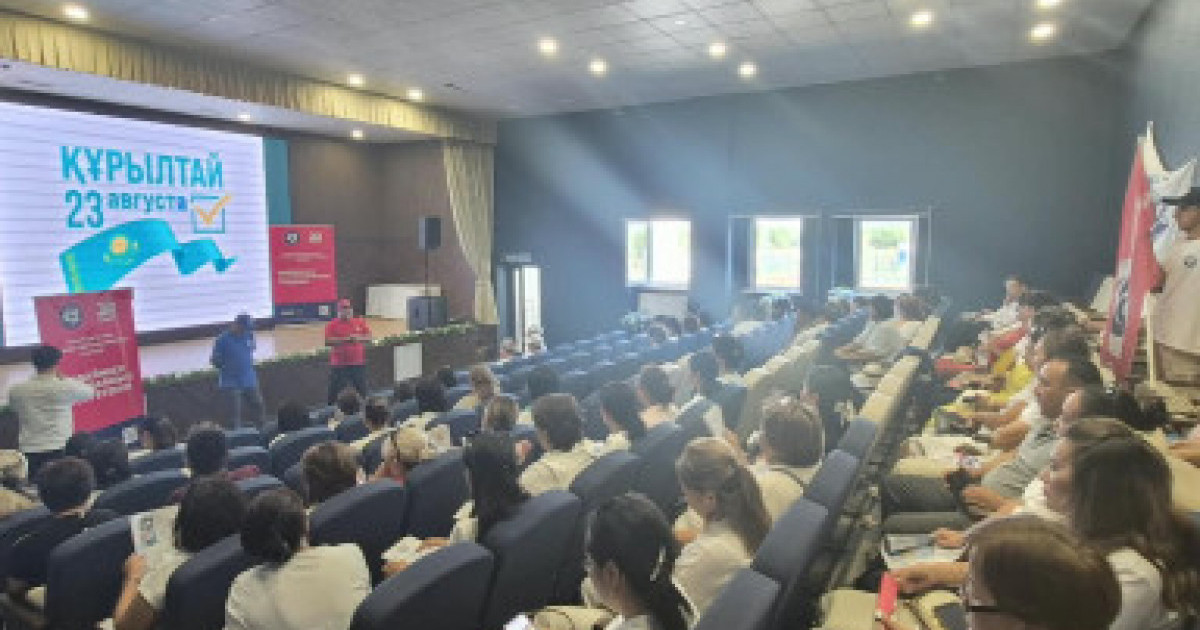  ЖСДП өкілдері Алатау қаласының тұрғындарымен өзекті мәселелерді талқылады 