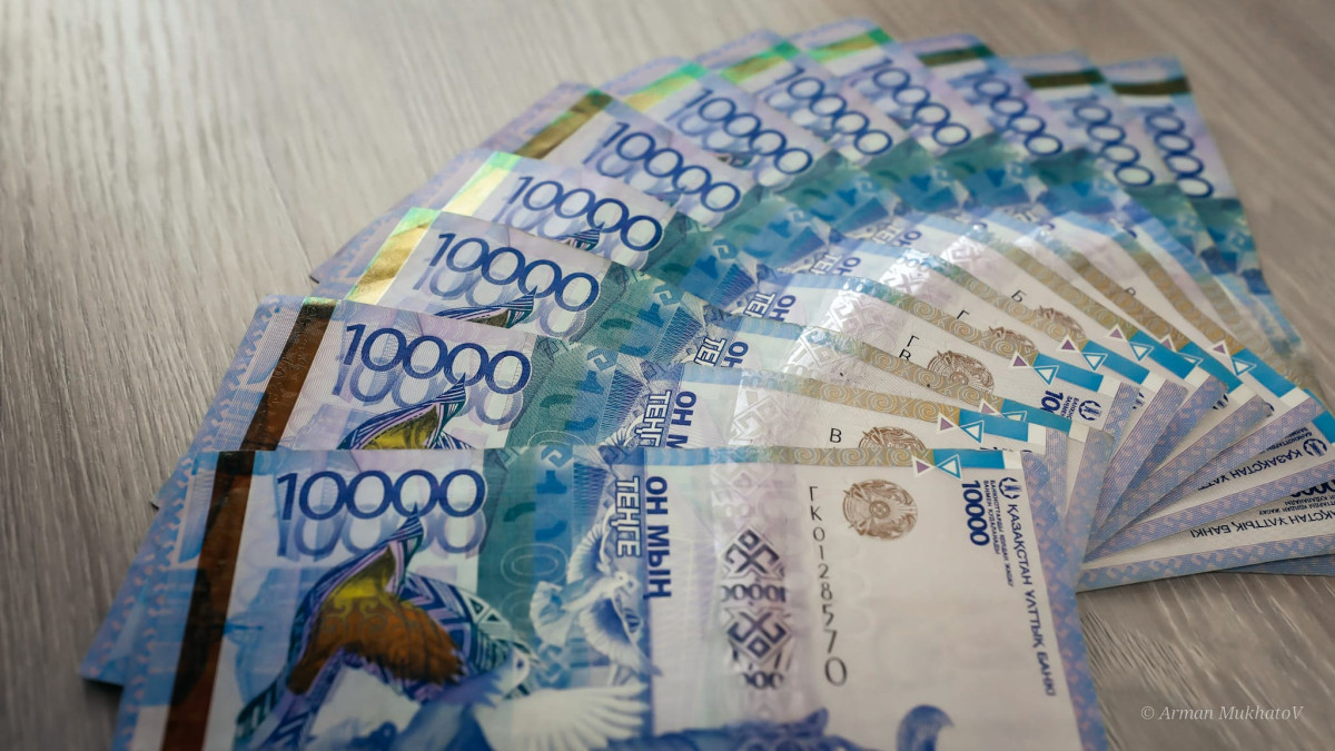 Түркістанда 60 мыңнан астам оқушыға 50 мың теңгеден көмек беріледі