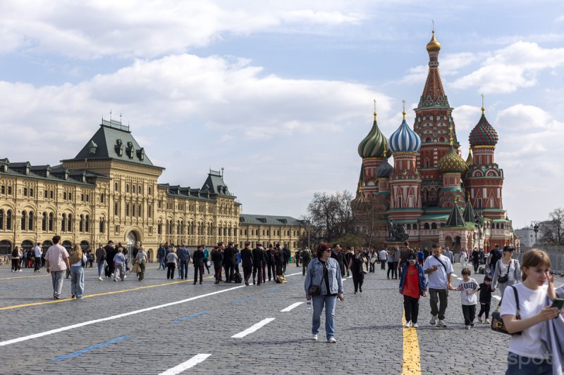 За казахстанцами в России установят цифровую слежку