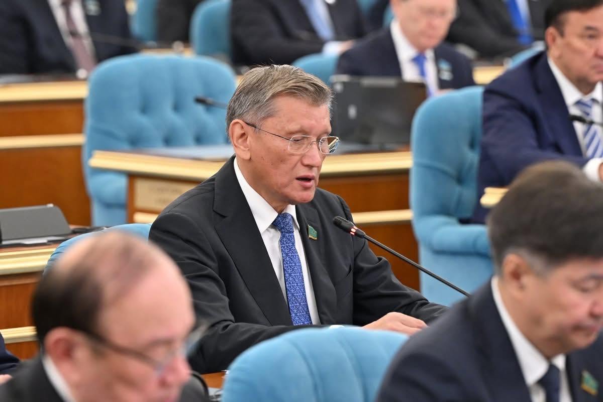 Нұртөре Жүсіп: Кітап оқитын жастар - тұтас ұлттың интеллектуалдық капиталы