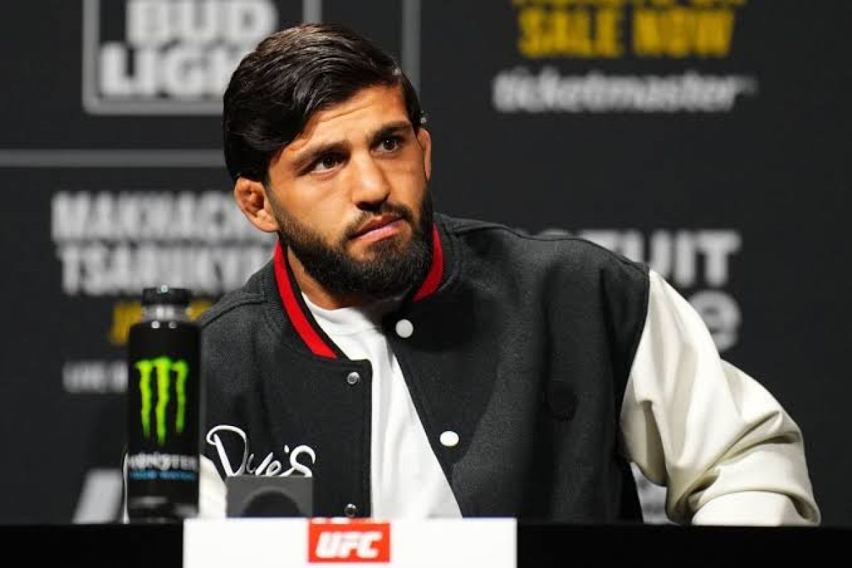 Арман Царукян UFC-дегі ең үлкен гонорарын алады