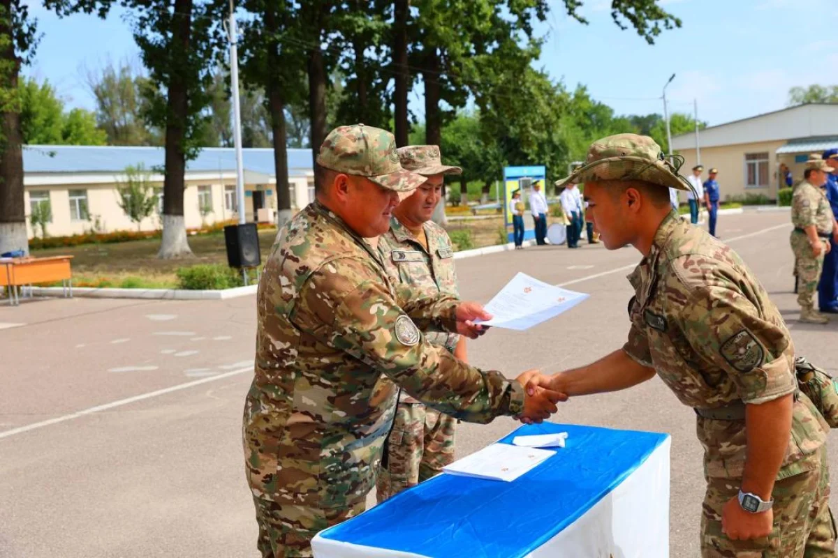 Әскери-инженерлік институт кіші мамандарды даярлап шығарды