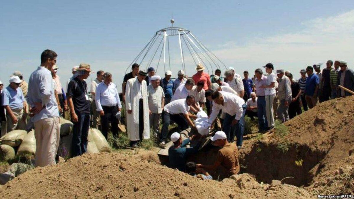 Қайғының үстіне қаржылық ауыртпалық: әрбір үшінші қазақстандық жақынын қарызсыз жерлей алмайды