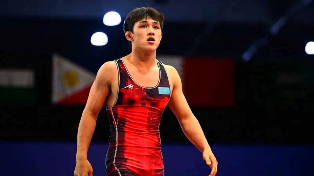 Казахстанский борец Асамбек Бекасыл вышел в финал чемпионата мира