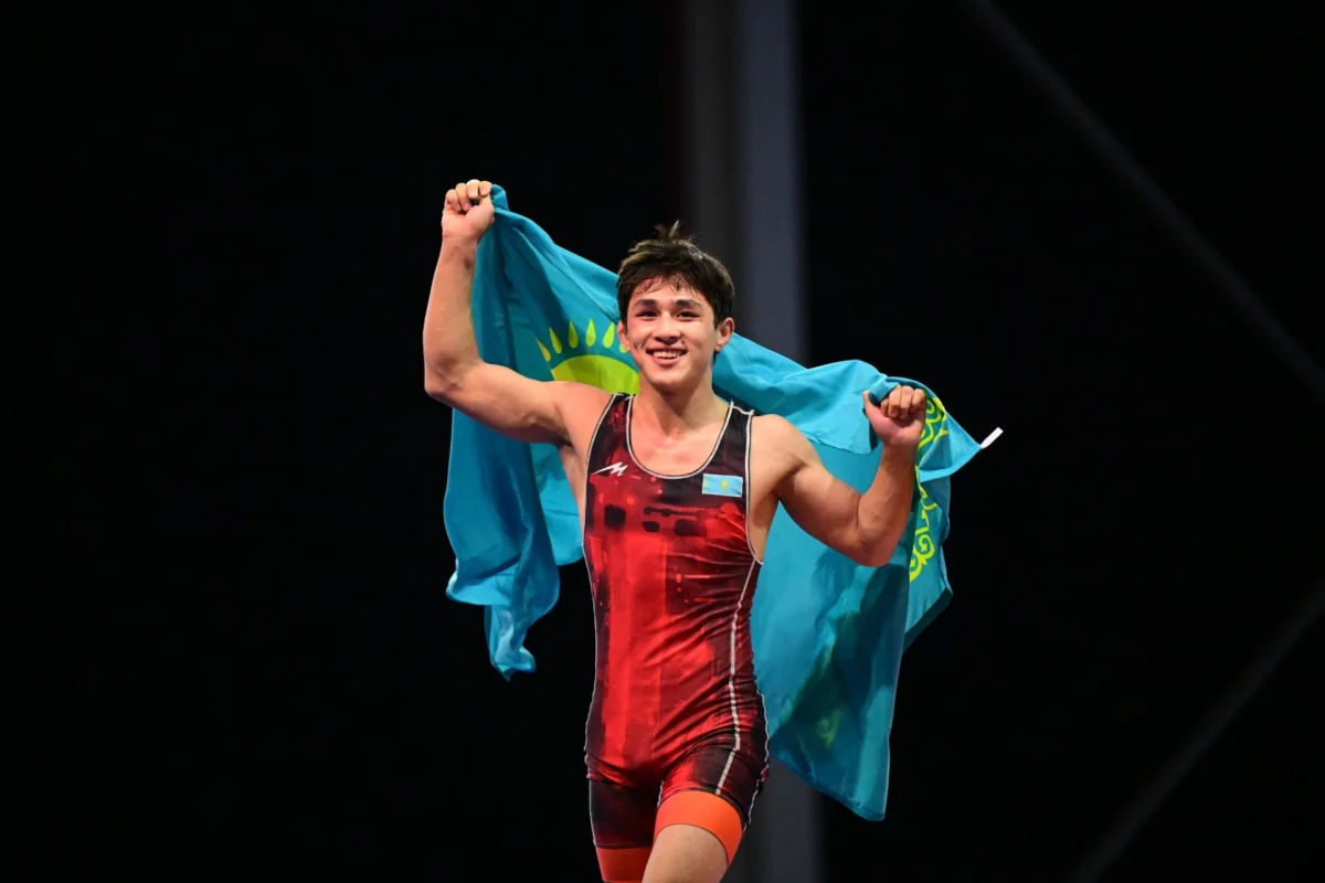 Бекасыл Асамбек U20 әлем чемпионатының жартылай финалына шықты