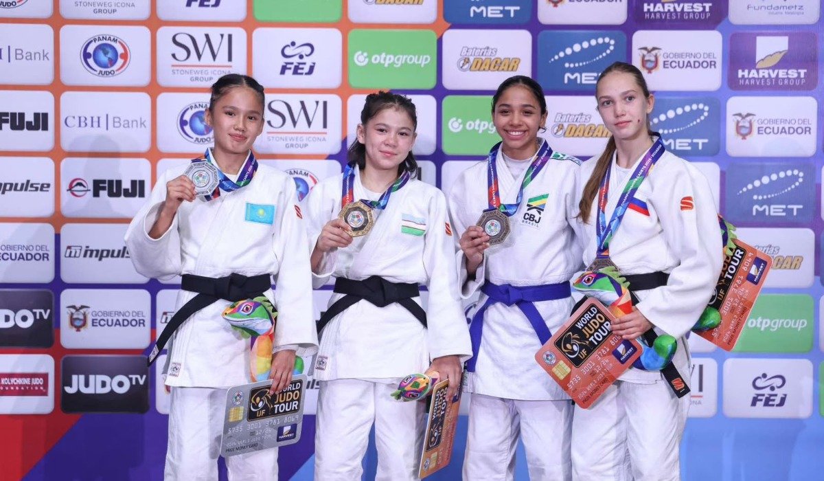 Казахстанские юниоры завоевали первые медали на чемпионатах мира