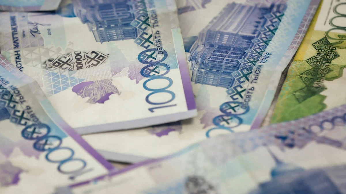 Теңге неге нығайып жатыр және бұл үрдіс қаншаға созылады? Сарапшылар негізгі себептерді атады