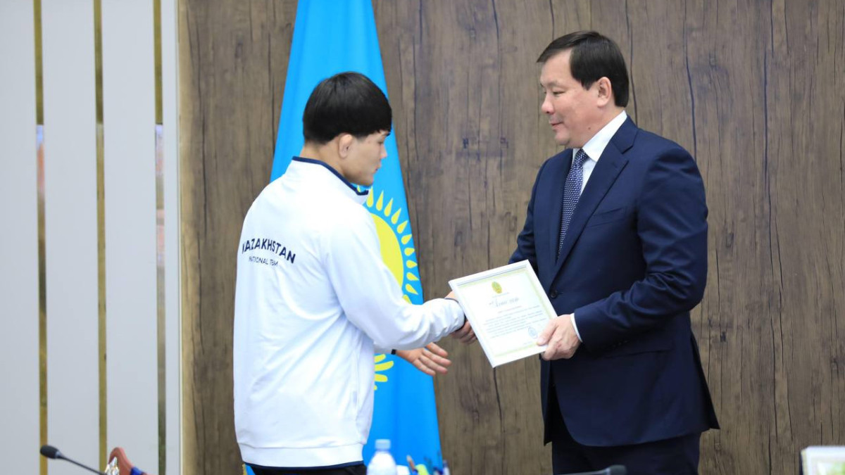 Чемпиона мира Казыбека Калмагамбетова чествовали в Актобе