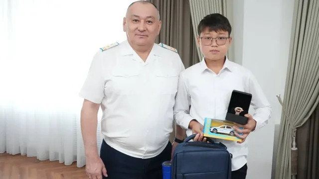 Қарағанды облысында суға батып бара жатқан баланы жасөспірім құтқарып қалды