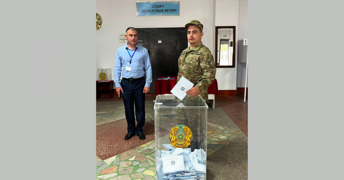  Павлодарда Ұлттық ұлан сарбазы туған күнінде алғашқы болып дауыс берді 