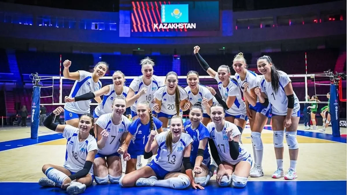 Казахстан одержал первую победу на чемпионате Азии по волейболу