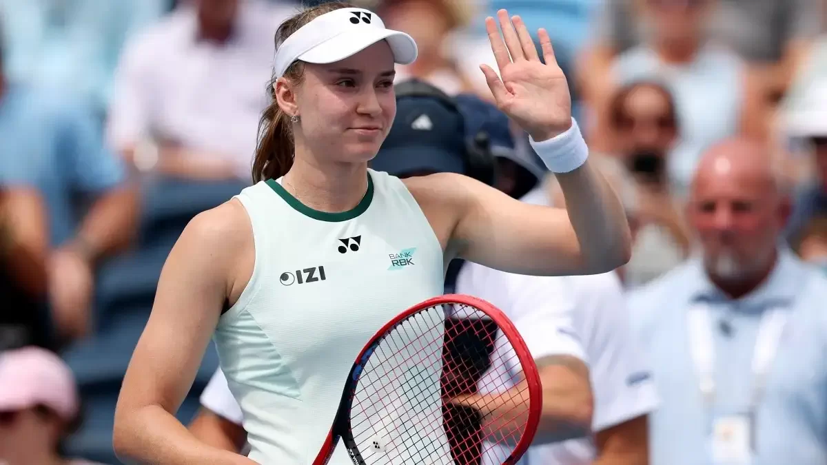 Травма лодыжки вынудила Рыбакину сняться с микста US Open