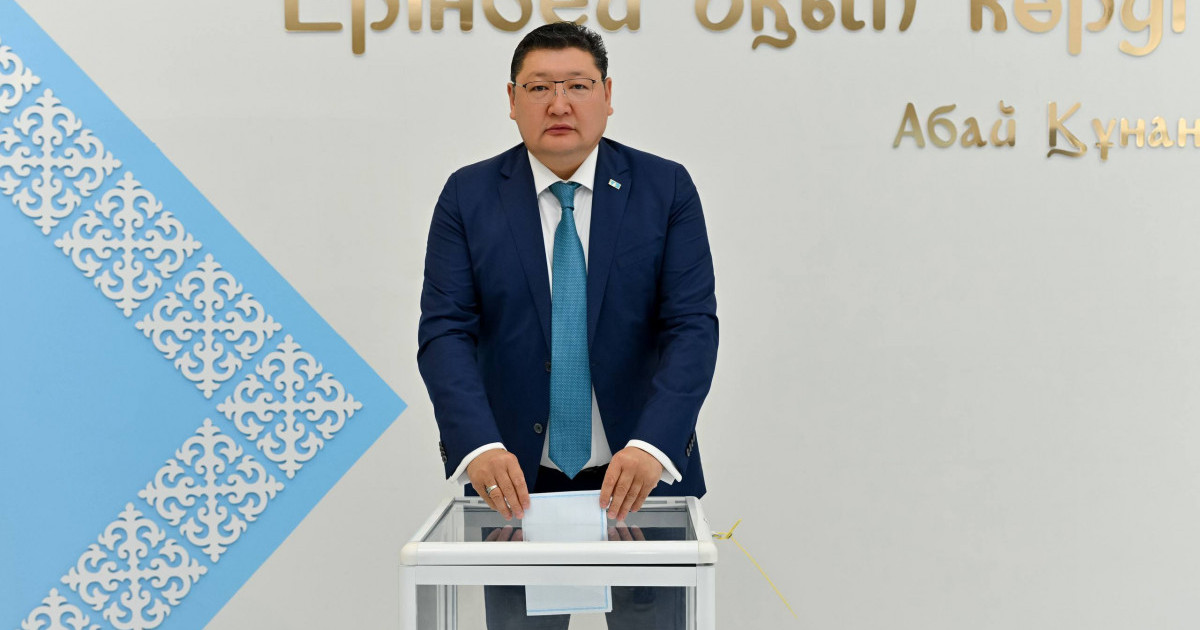  Құрылтай – 2026: Абай облысының әкімі Берік Уәли дауыс берді 