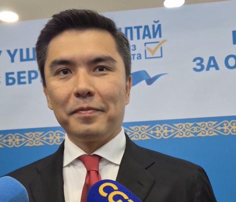 Глава НПК рассказал о своей съемной квартире в Астане