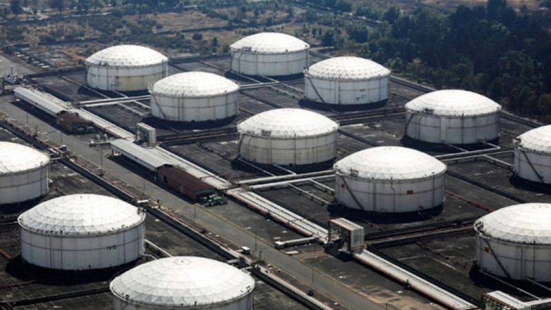 В Кыргызстане построят нефтехранилища для создания резервов топлива
