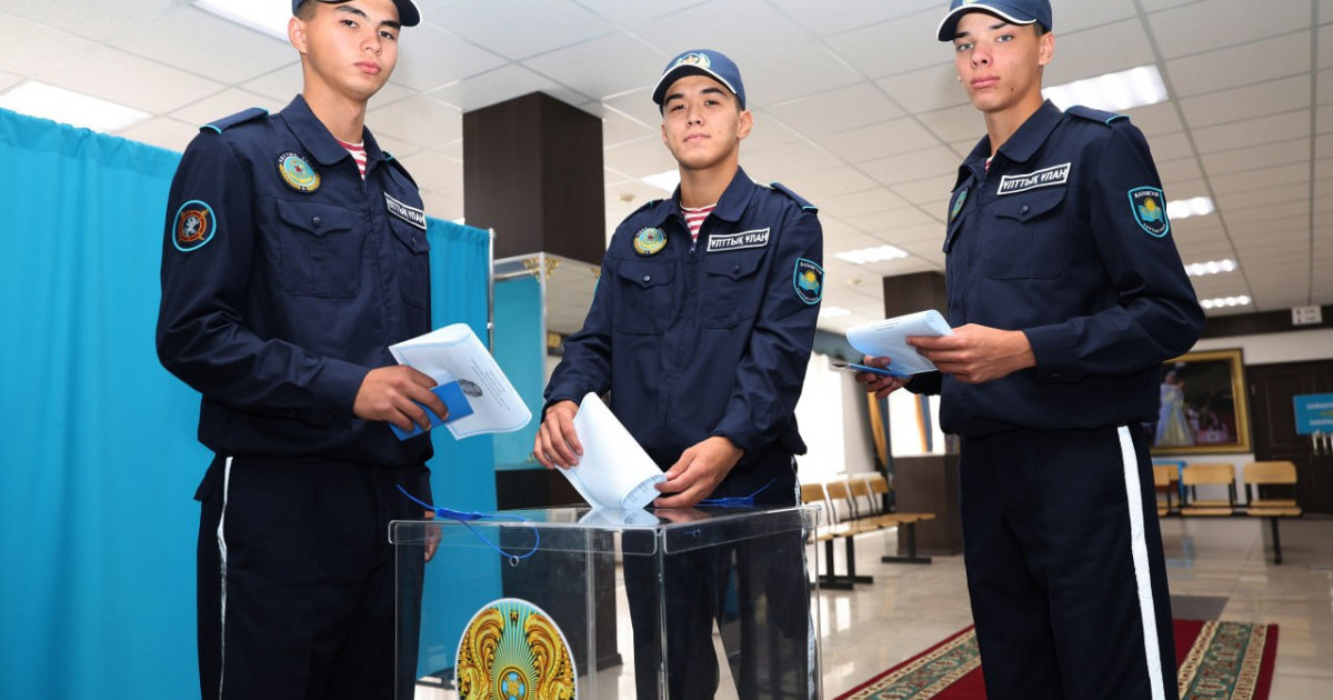  Ұлттық ұланның әскери қызметшілері Құрылтай сайлауында дауыс берді 