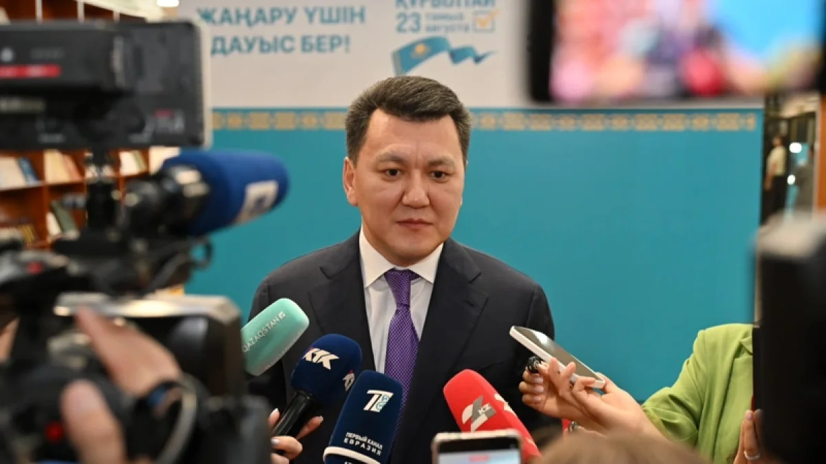 Ерлан Қарин: Құрылтай сайлауы елдегі жаңғыру үдерісіне жаңа серпін береді