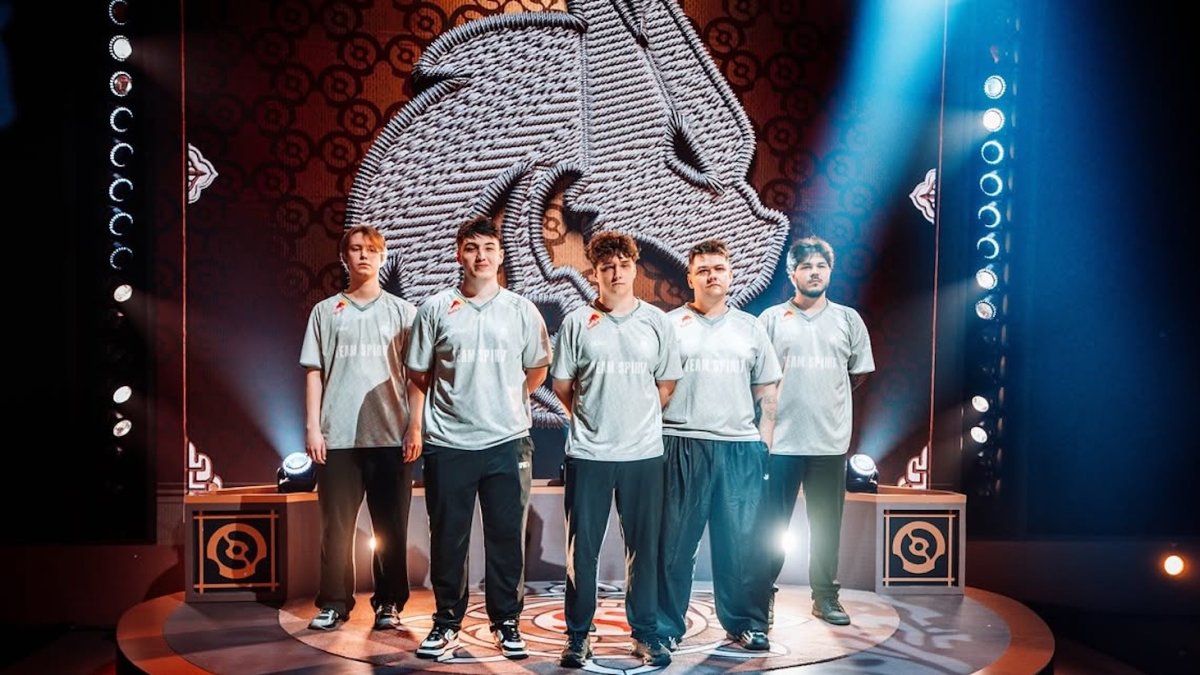 Команда с двумя казахстанцами уступила Team Spirit в битве за финал The International