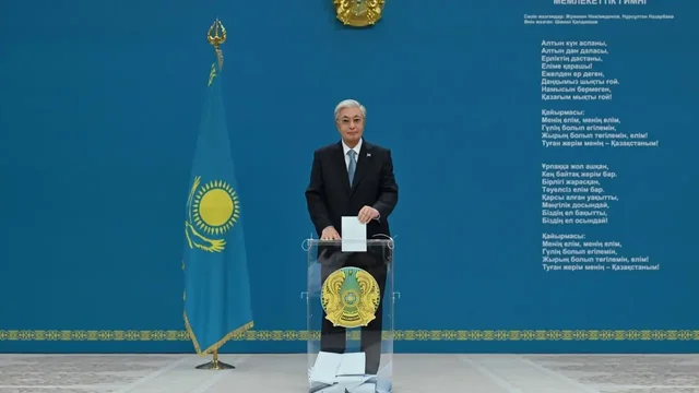 Қасым-Жомарт Тоқаев Құрылтайды сайлауда дауыс берді