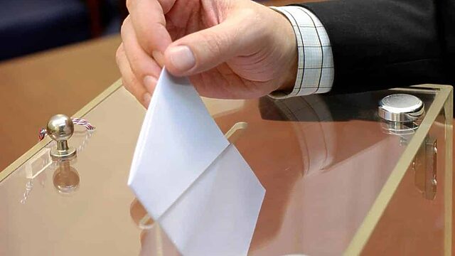 Дауыс беруші бюллетенді бүлдіріп алса, не істейді?