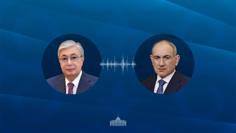 Пашинян поздравил Токаева с успешным проведением выборов
