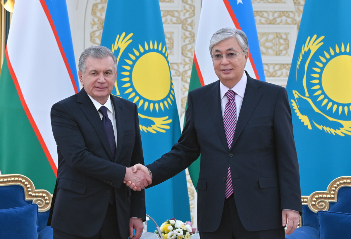 Мирзиёев Тоқаевты Құрылтай сайлауының сәтті өтуімен құттықтады