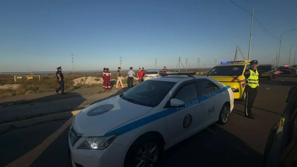 4 адам зардап шекті: Маңғыстау облысында жантүршігерлік жол апаты болды